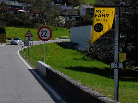 Die neuen Mitfahrbänkle in Ludesch und Thüringen ermöglichen es, von außerhalb ins Große Walsertal zu gelangen. Foto: Andreas Bertel