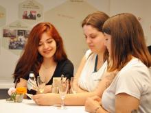 Das aha feierte gemeinsam mit Freiwilligen des Europäischen Solidaritätskorps und zahlreichen weiteren Gästen. Foto: aha
